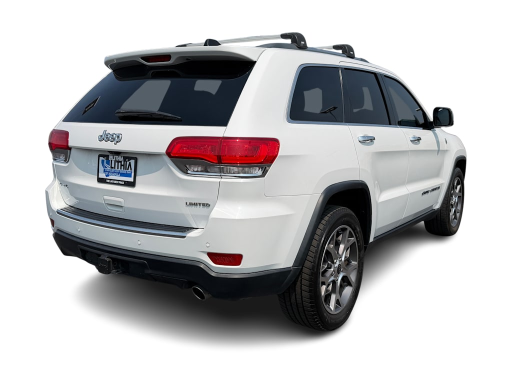 Thumbnail: 2018 Jeep Grand Cherokee - 17