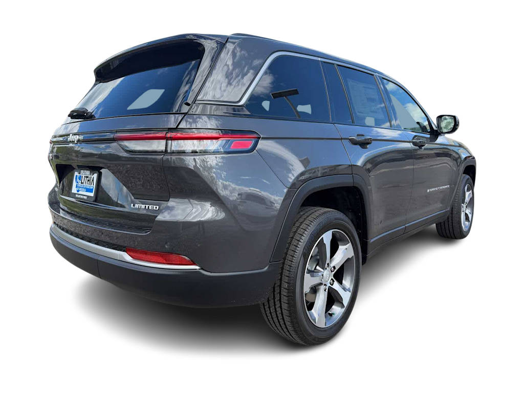 Thumbnail: 2026 Jeep Grand Cherokee - 20