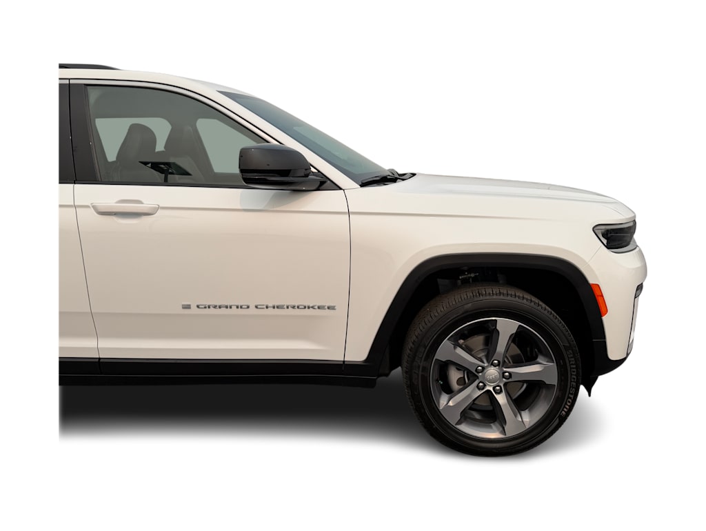 Thumbnail: 2026 Jeep Grand Cherokee - 15