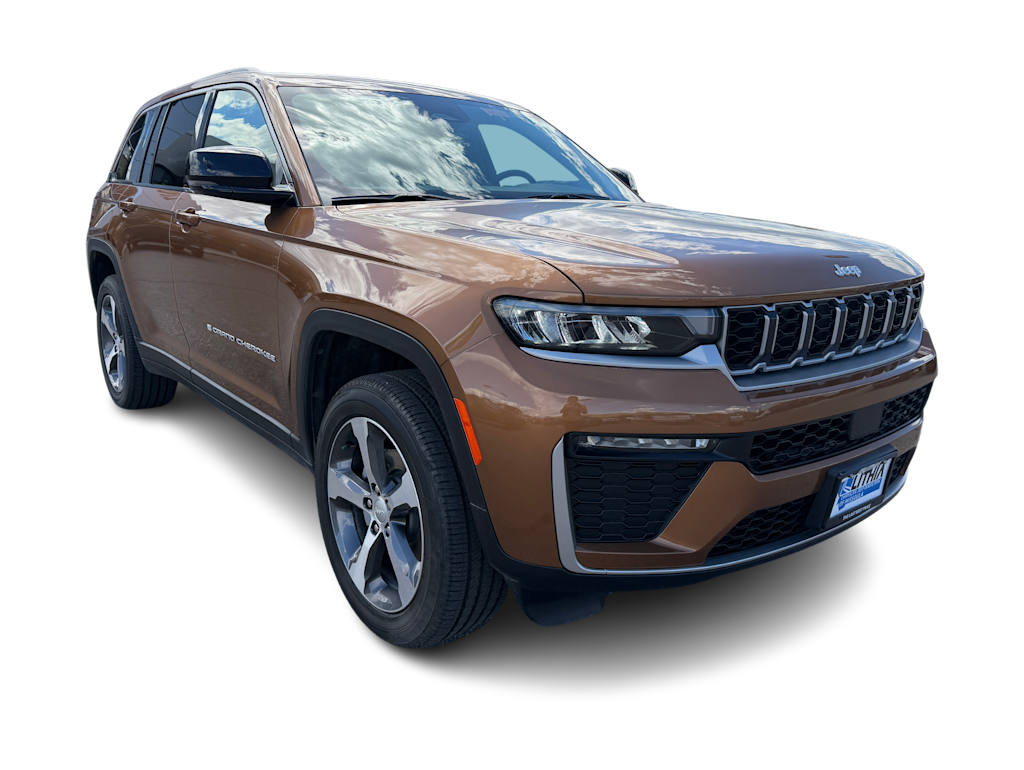 Thumbnail: 2026 Jeep Grand Cherokee - 14