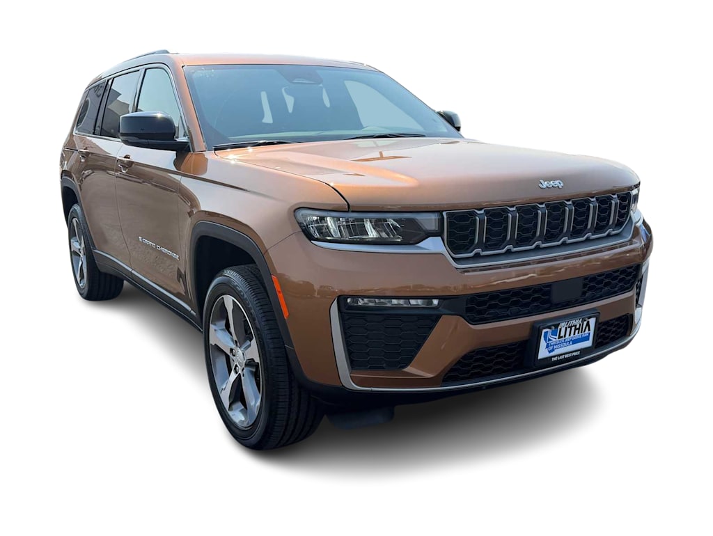 Thumbnail: 2026 Jeep Grand Cherokee L - 18