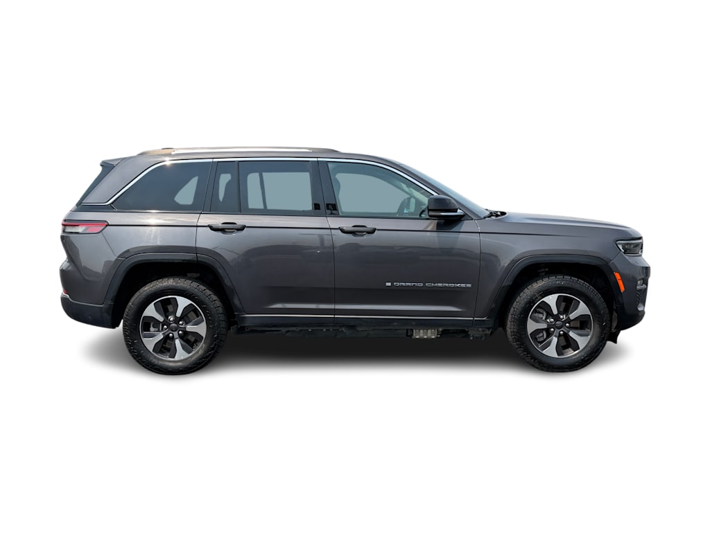 Thumbnail: 2024 Jeep Grand Cherokee - 16