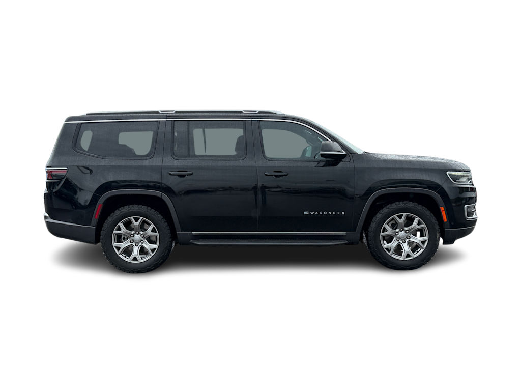 Thumbnail: 2022 Jeep Wagoneer - 16