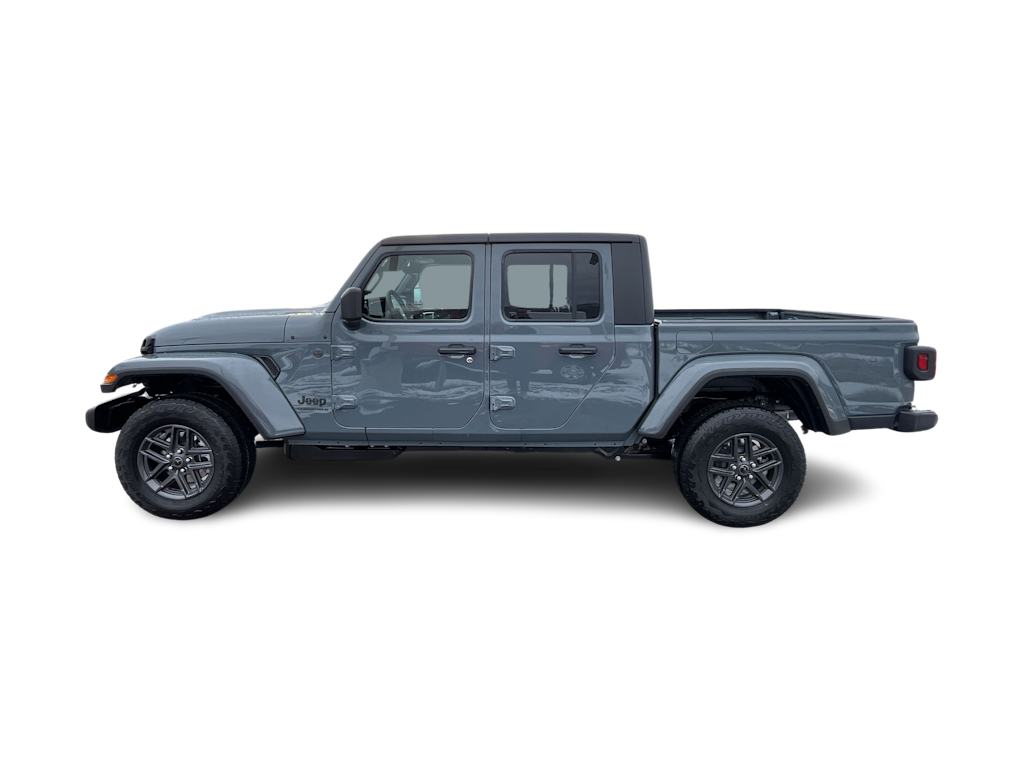 Thumbnail: 2026 Jeep Gladiator - 3