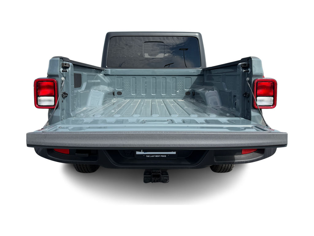 Thumbnail: 2026 Jeep Gladiator - 16