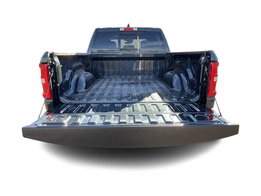 Thumbnail: 2026 RAM 1500 - 17
