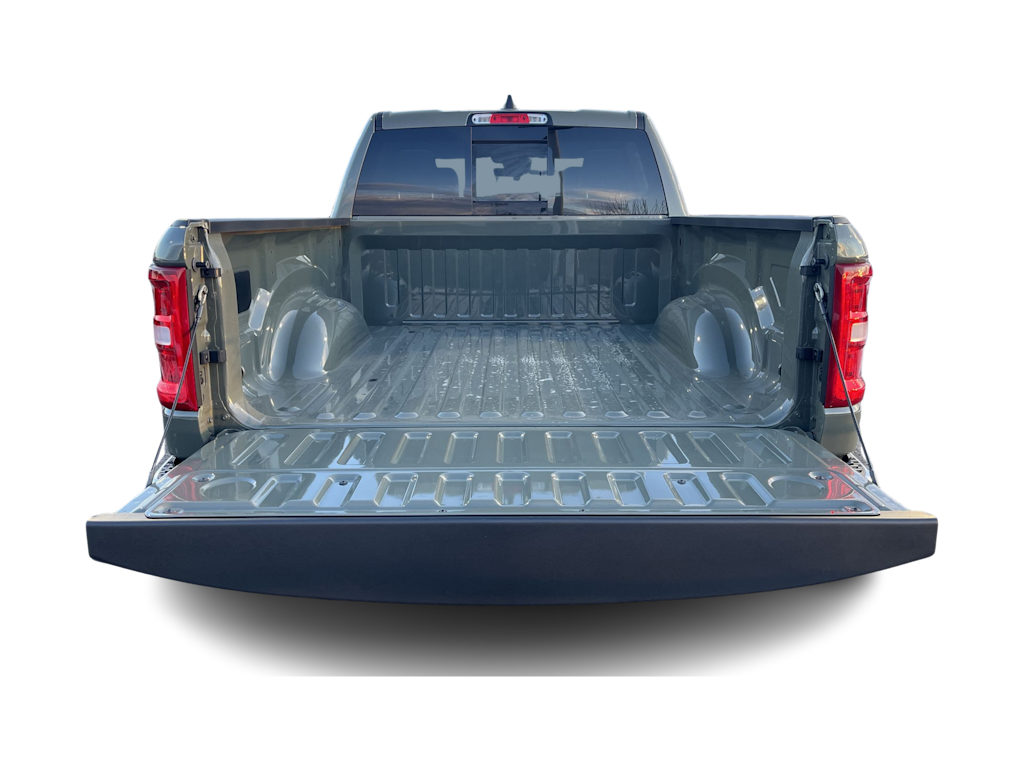 Thumbnail: 2026 RAM 1500 - 18