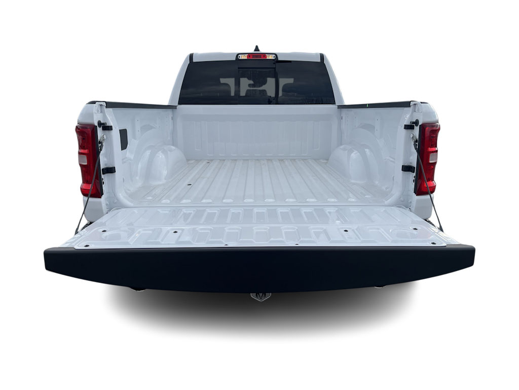 Thumbnail: 2026 RAM 1500 - 17