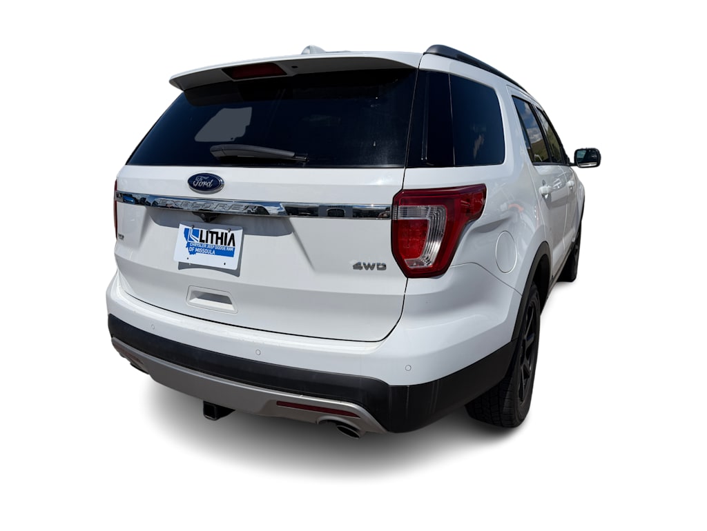 Thumbnail: 2017 Ford Explorer - 17