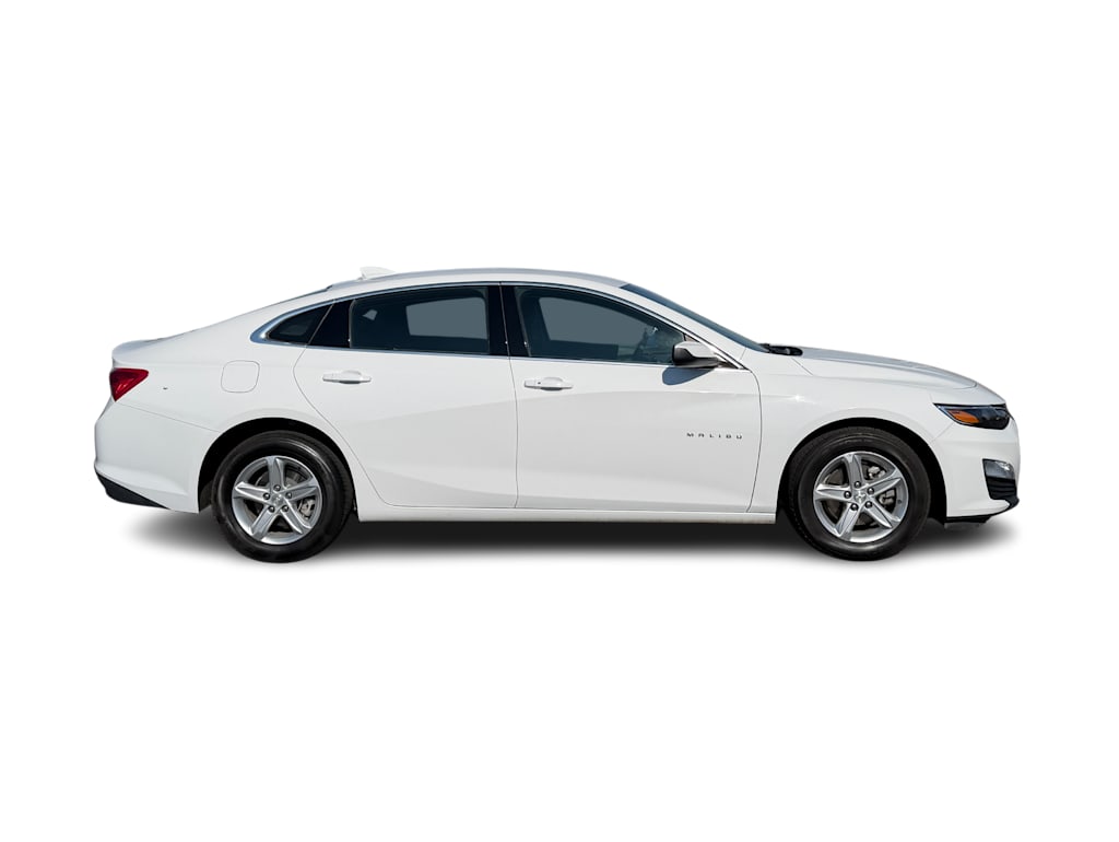 Thumbnail: 2024 Chevrolet Malibu - 16