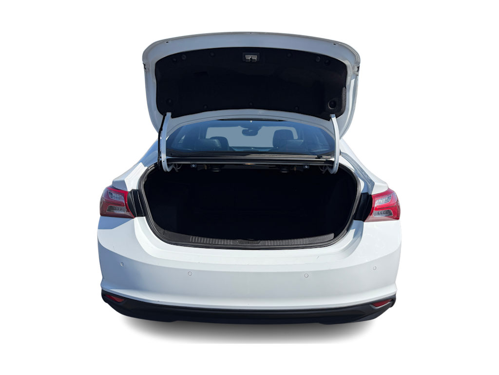 Thumbnail: 2024 Chevrolet Malibu - 15