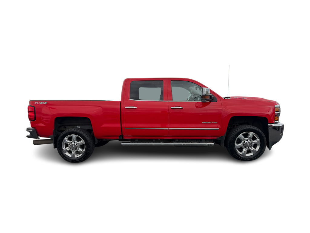 Thumbnail: 2017 Chevrolet Silverado 2500 - 19