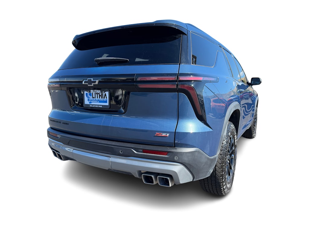 Thumbnail: 2024 Chevrolet Traverse - 19
