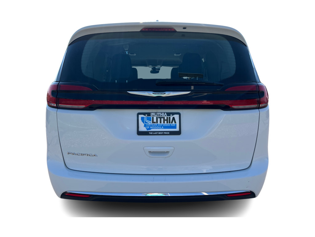 2022 Chrysler Pacifica Touring L 3