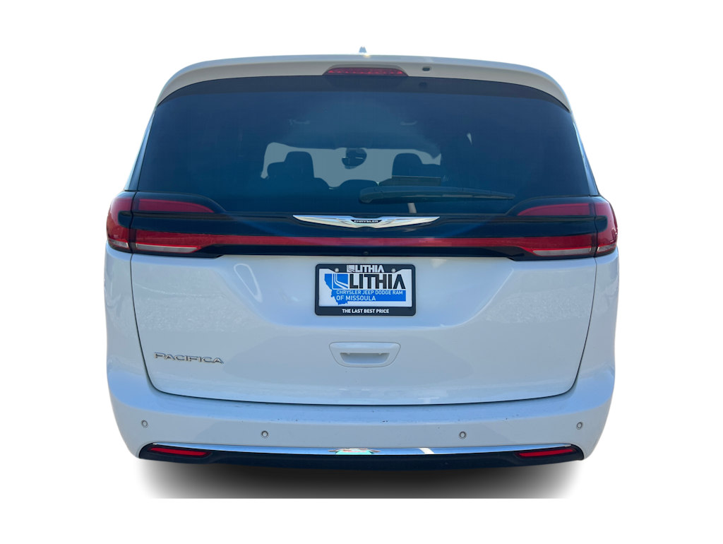 2022 Chrysler Pacifica Touring L 3