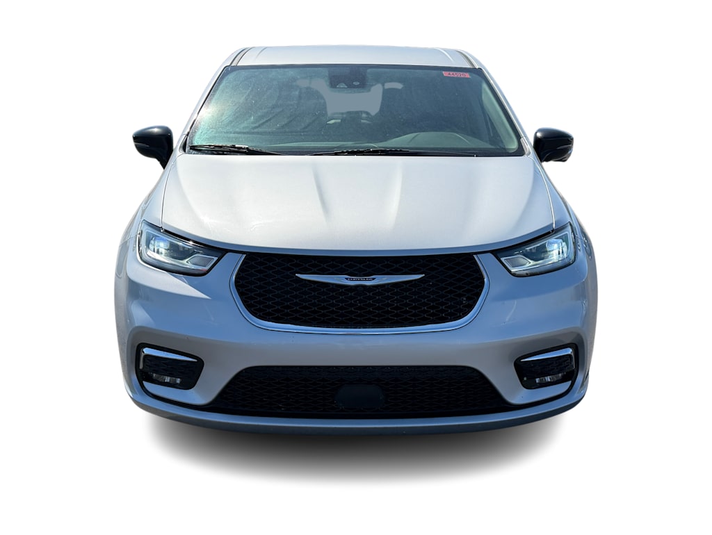 Thumbnail: 2024 Chrysler Pacifica - 4