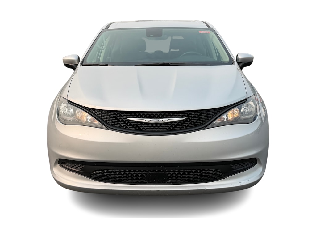 Thumbnail: 2023 Chrysler Voyager - 4