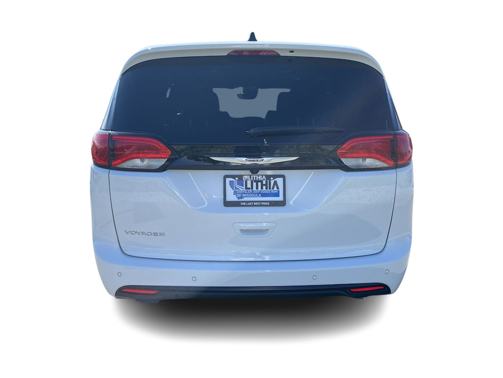 Thumbnail: 2025 Chrysler Voyager - 5