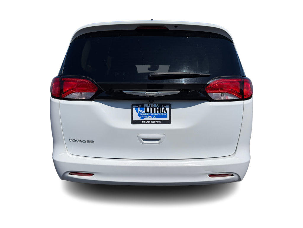 Thumbnail: 2023 Chrysler Voyager - 4