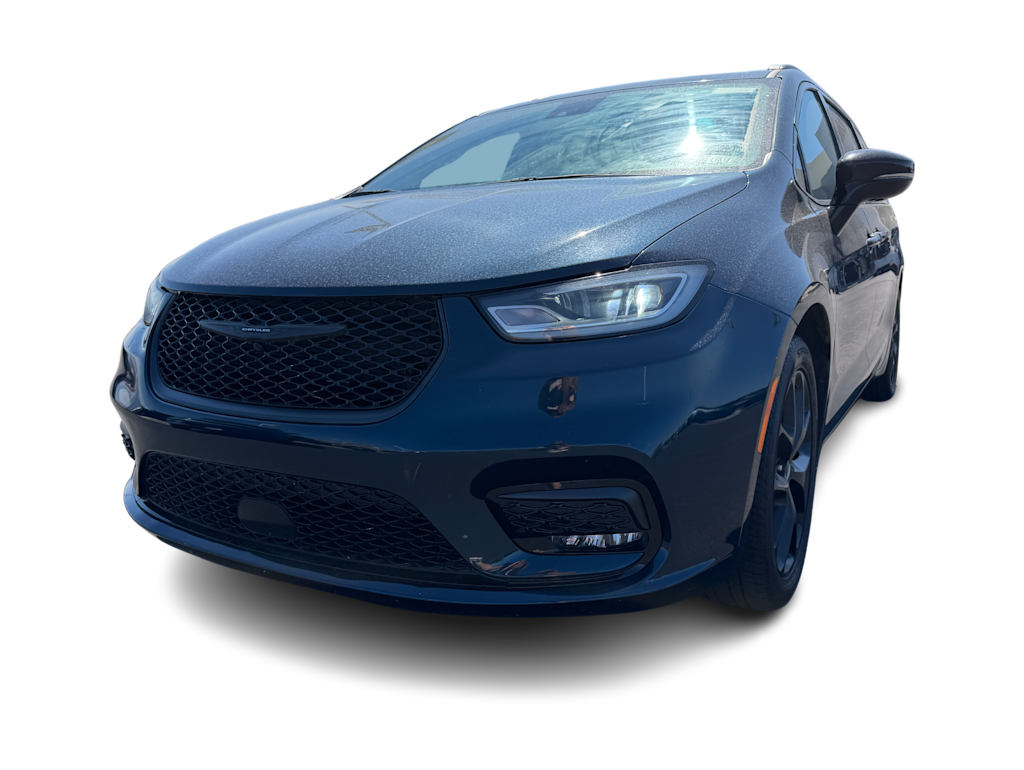Thumbnail: 2025 Chrysler Pacifica - 4