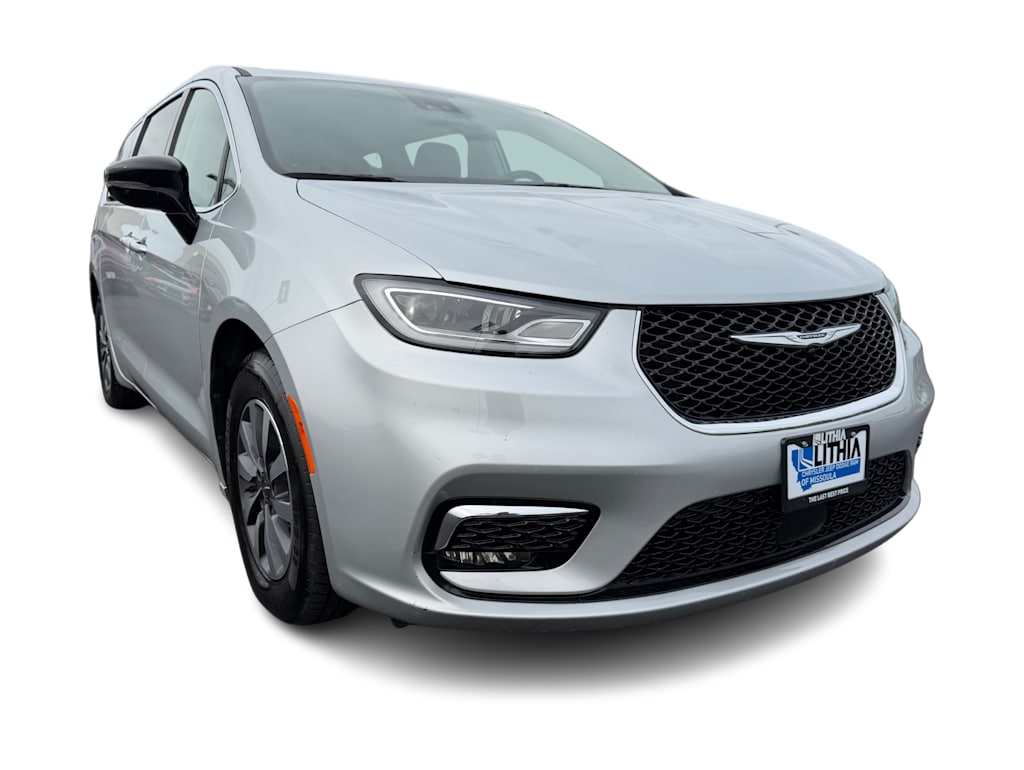 Thumbnail: 2024 Chrysler Pacifica - 17