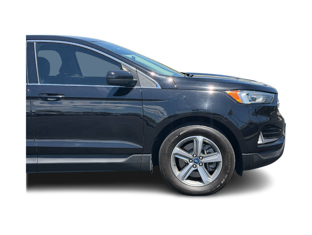 Thumbnail: 2022 Ford Edge - 15
