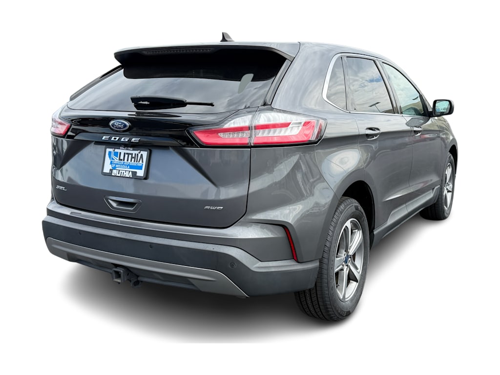 Thumbnail: 2021 Ford Edge - 16