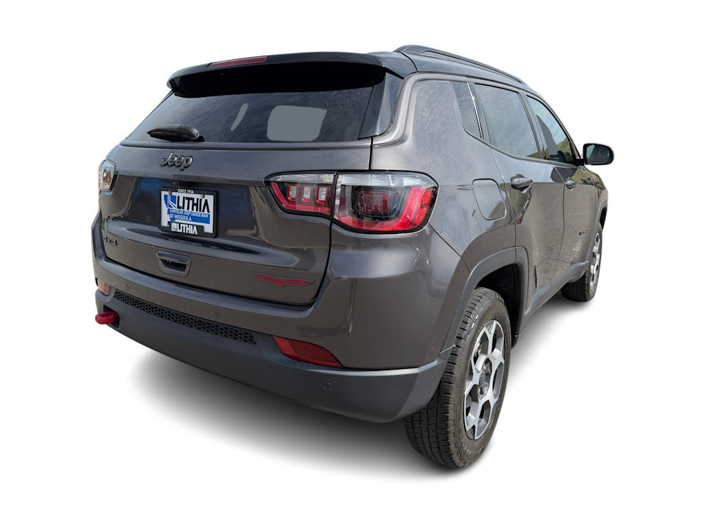 Thumbnail: 2022 Jeep Compass - 16