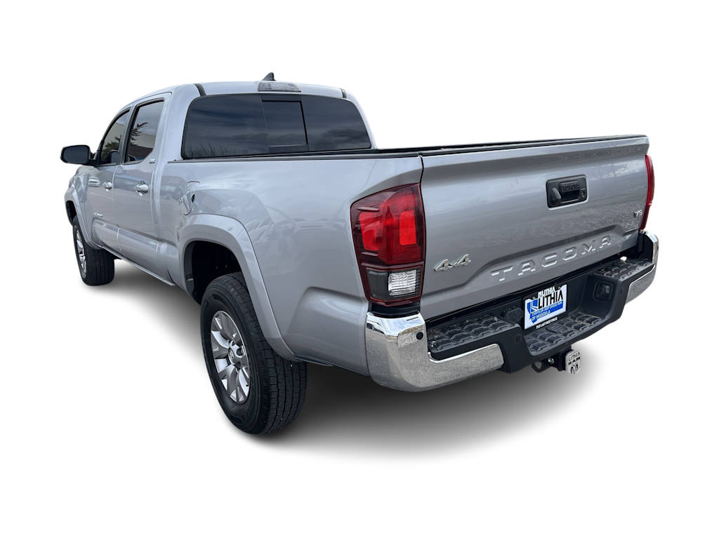 Thumbnail: 2019 Toyota Tacoma - 4