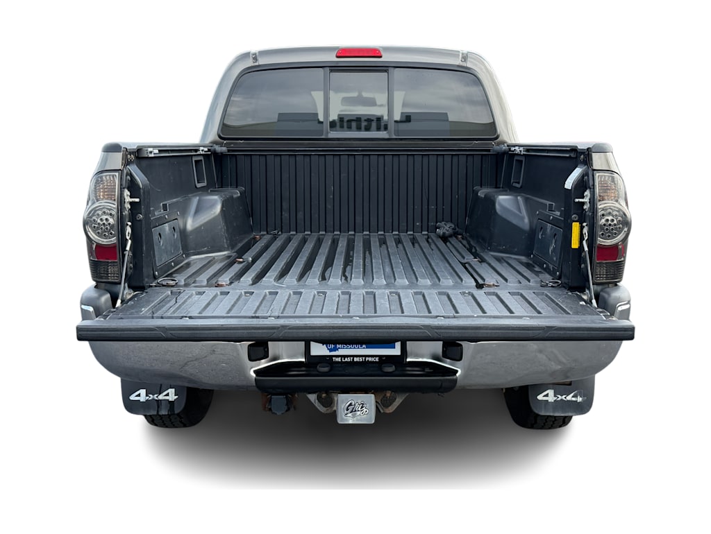 Thumbnail: 2011 Toyota Tacoma - 13