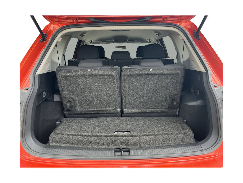 Thumbnail: 2019 Volkswagen Tiguan - 18