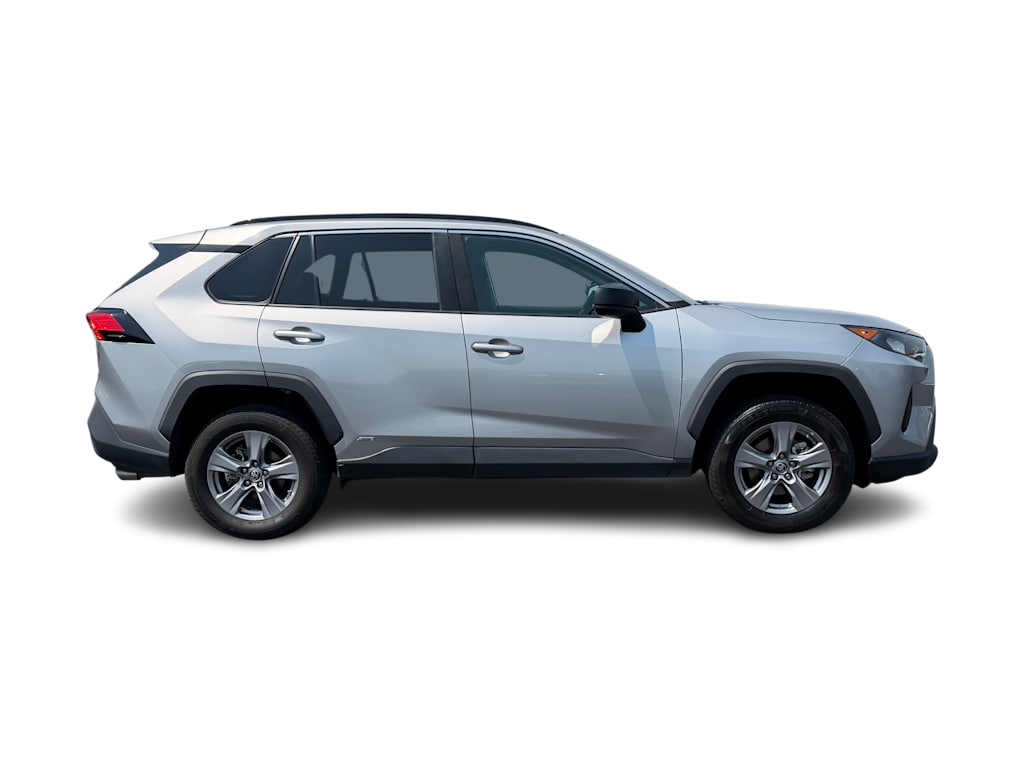 Thumbnail: 2022 Toyota RAV4 - 16