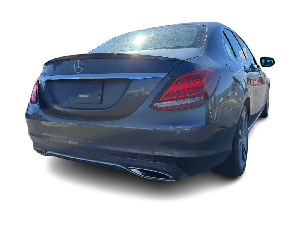 Thumbnail: 2015 Mercedes-Benz C-Class - 19