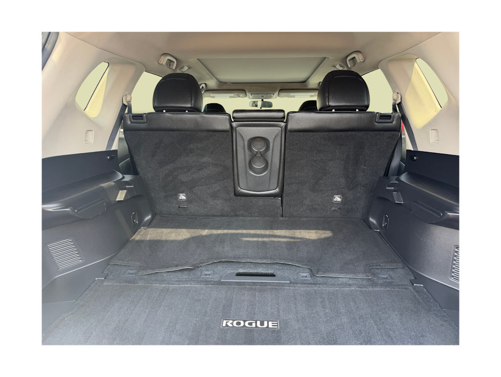 Thumbnail: 2015 Nissan Rogue - 18