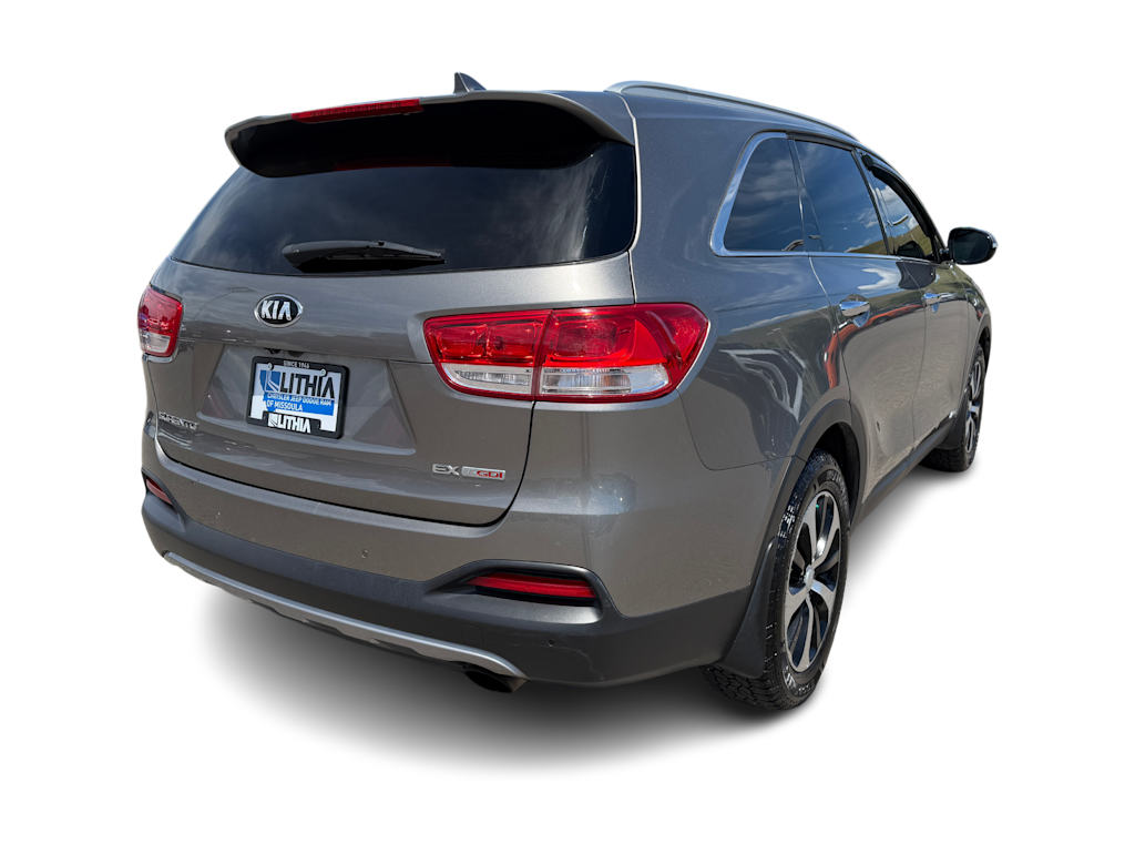 Thumbnail: 2016 Kia Sorento - 17