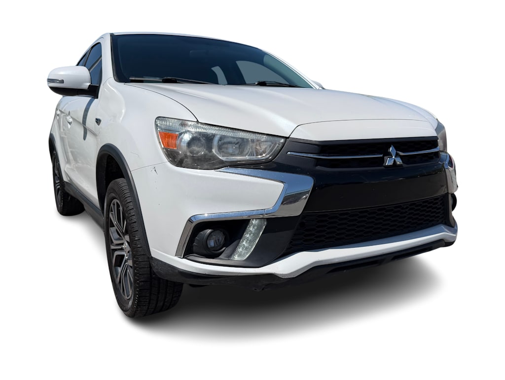 Thumbnail: 2018 Mitsubishi Outlander Sport - 17