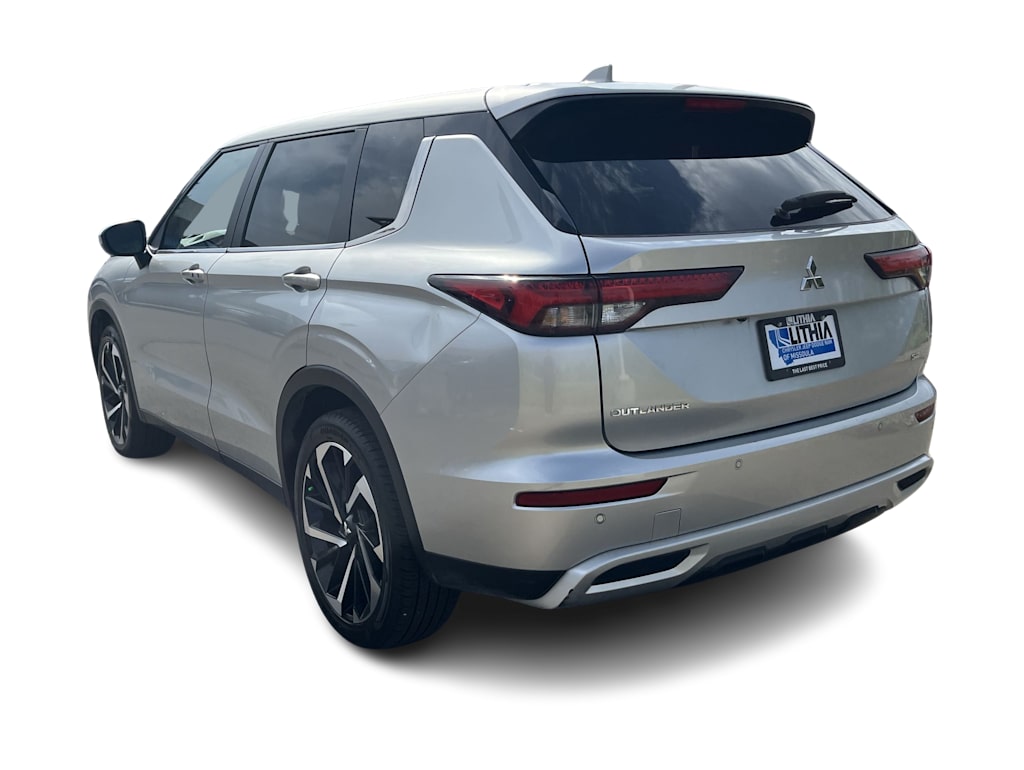 Thumbnail: 2024 Mitsubishi Outlander - 4