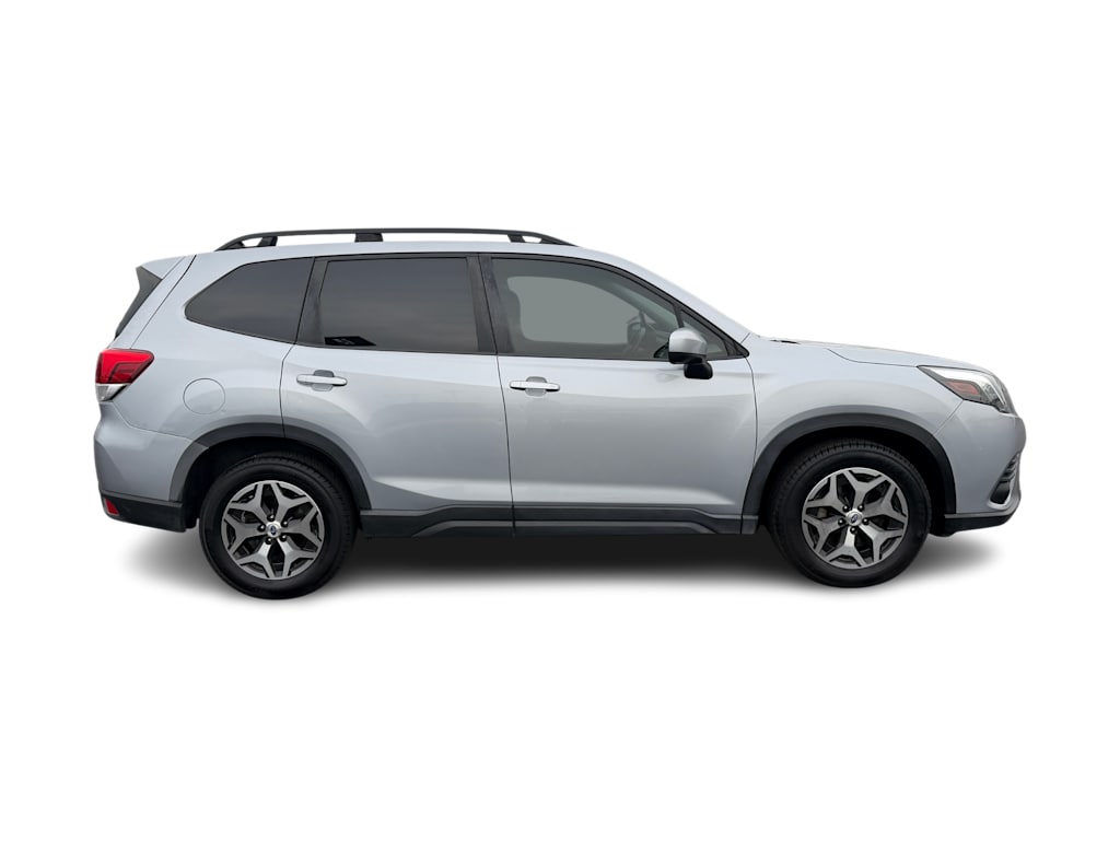 Thumbnail: 2022 Subaru Forester - 17