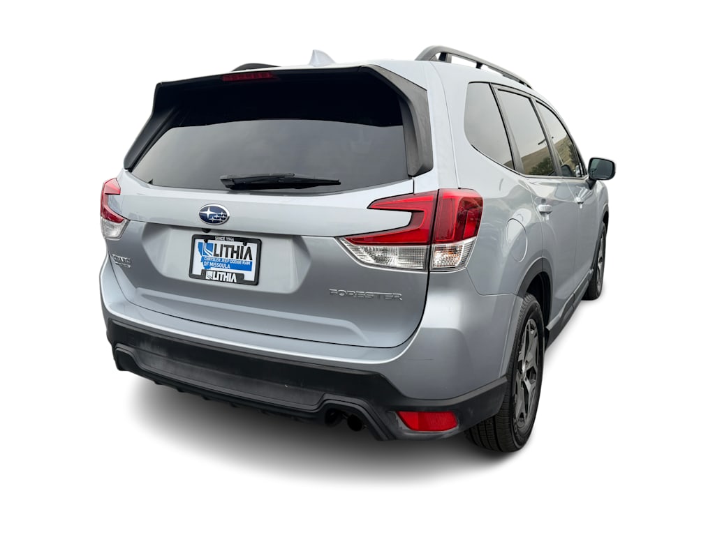 Thumbnail: 2022 Subaru Forester - 18