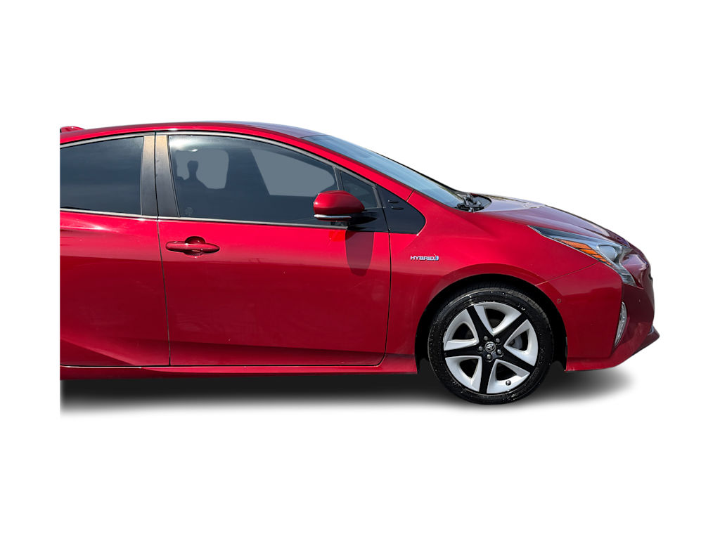 Thumbnail: 2017 Toyota Prius - 14
