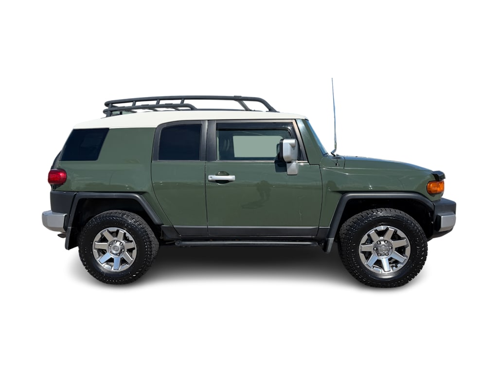 Thumbnail: 2014 Toyota FJ Cruiser - 15