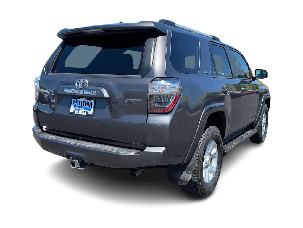 Thumbnail: 2020 Toyota 4Runner - 17