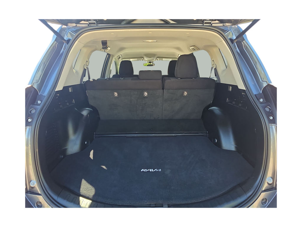 Thumbnail: 2018 Toyota RAV4 - 18