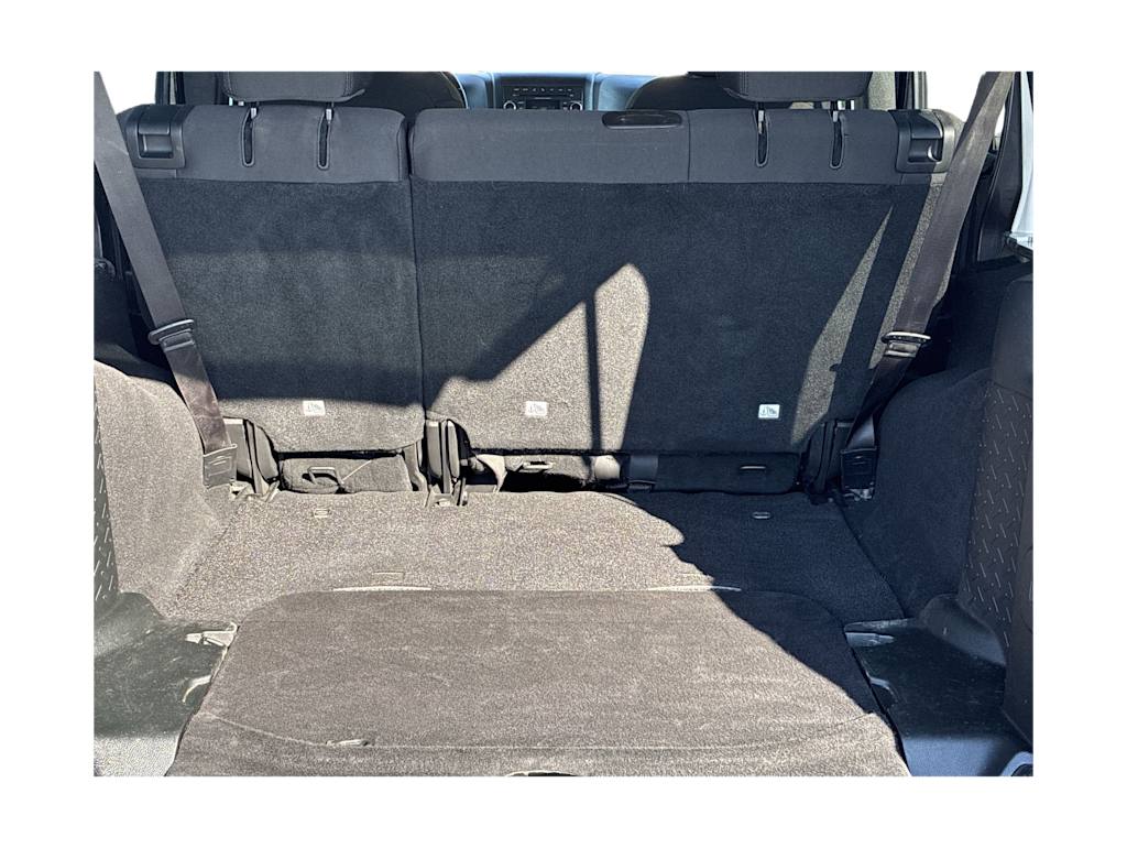 Thumbnail: 2018 Jeep Wrangler - 23