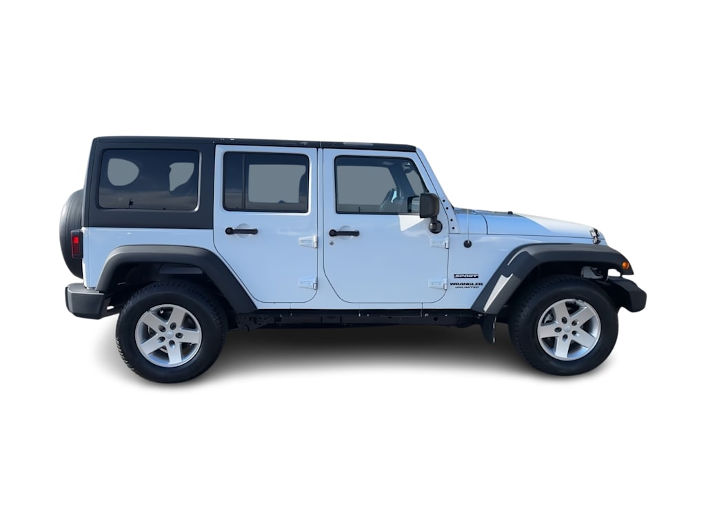 Thumbnail: 2014 Jeep Wrangler - 17
