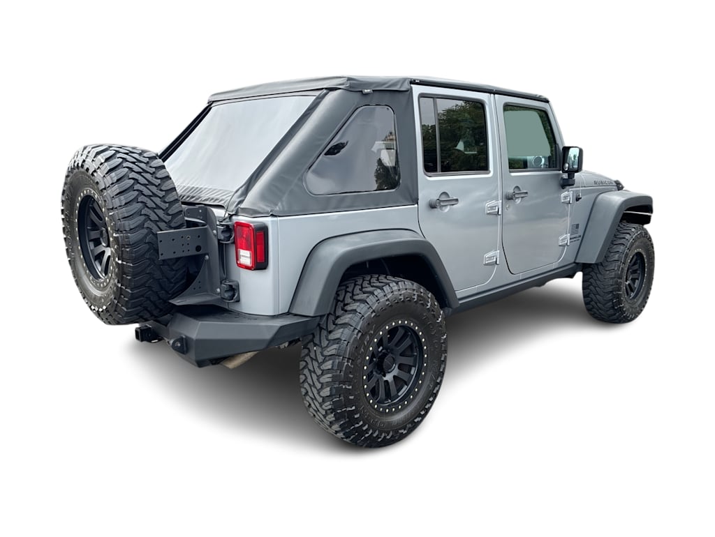 Thumbnail: 2015 Jeep Wrangler - 16