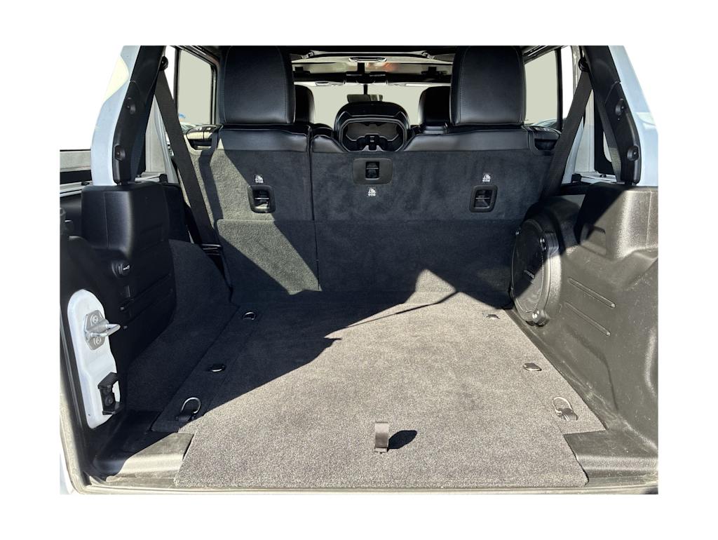 Thumbnail: 2021 Jeep Wrangler - 12