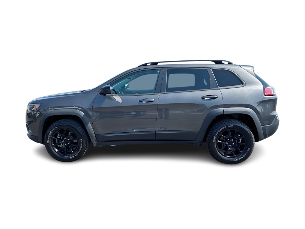 Thumbnail: 2022 Jeep Cherokee - 3
