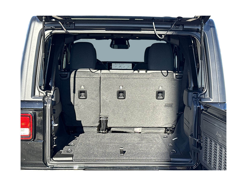 Thumbnail: 2026 Jeep Wrangler - 14