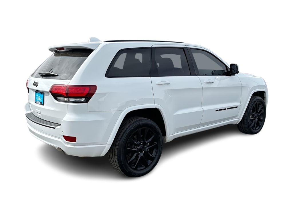 Thumbnail: 2022 Jeep Grand Cherokee - 18